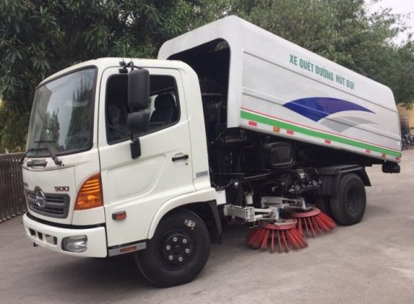 Xe quét rác đường phố